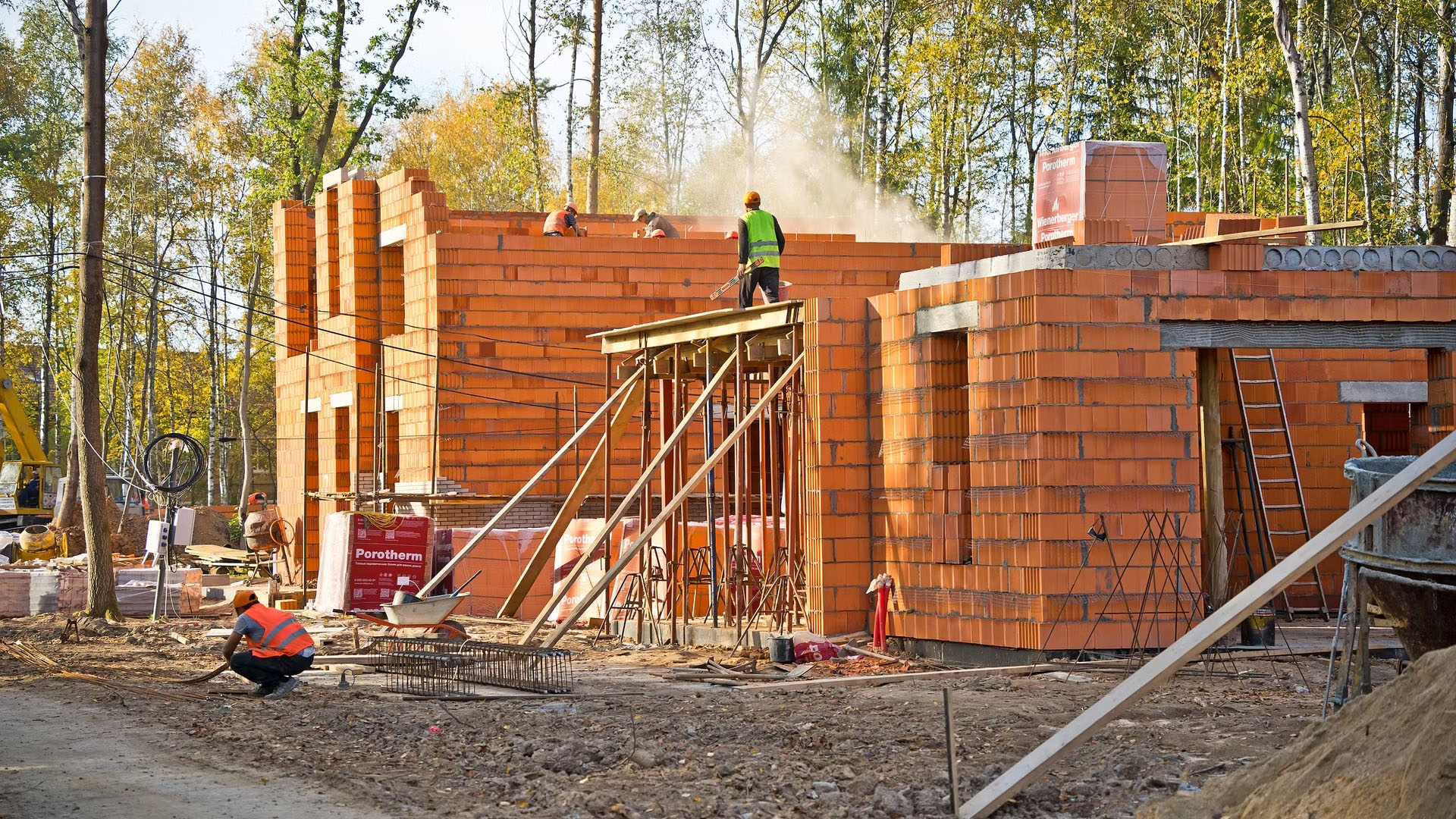 Плиты перекрытий в «Сабурово Клаб»